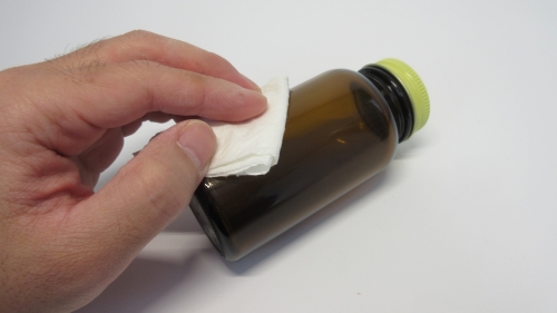 Seal removal of bottle (9)